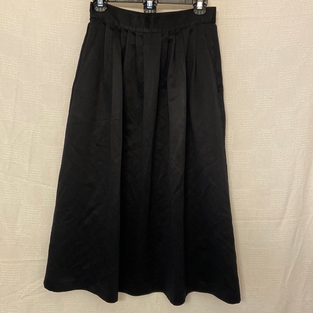 Vintage Ellen D Kollection black a-line pleated skirt with pockets, US small